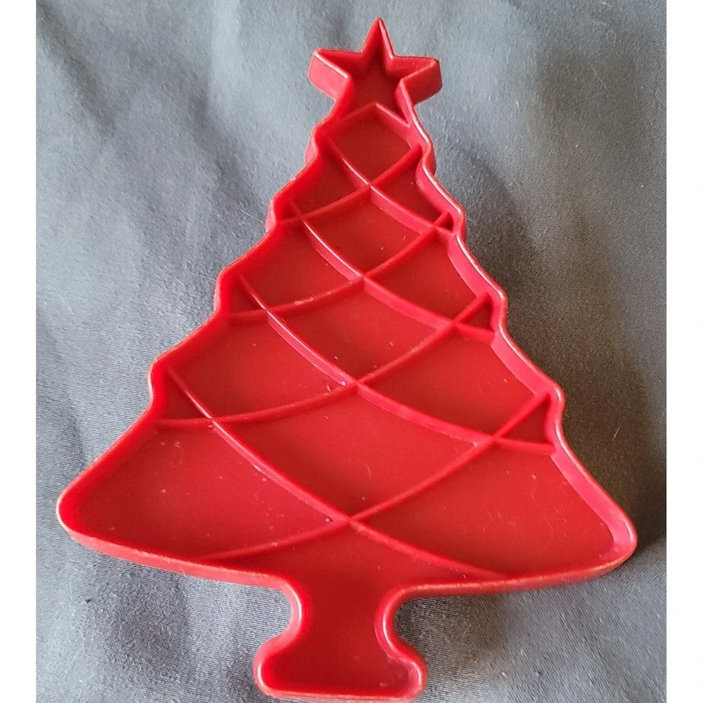 Vintage Tupperware Set of 8 Plastic Cookie Cutters 1970s‎ Assorted Holidays